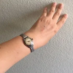 ?Vtg ELOGA Windup Swiss made watch ELOGA | Accessories | Vtg Eloga Windup Swiss Made Watch  main image 3